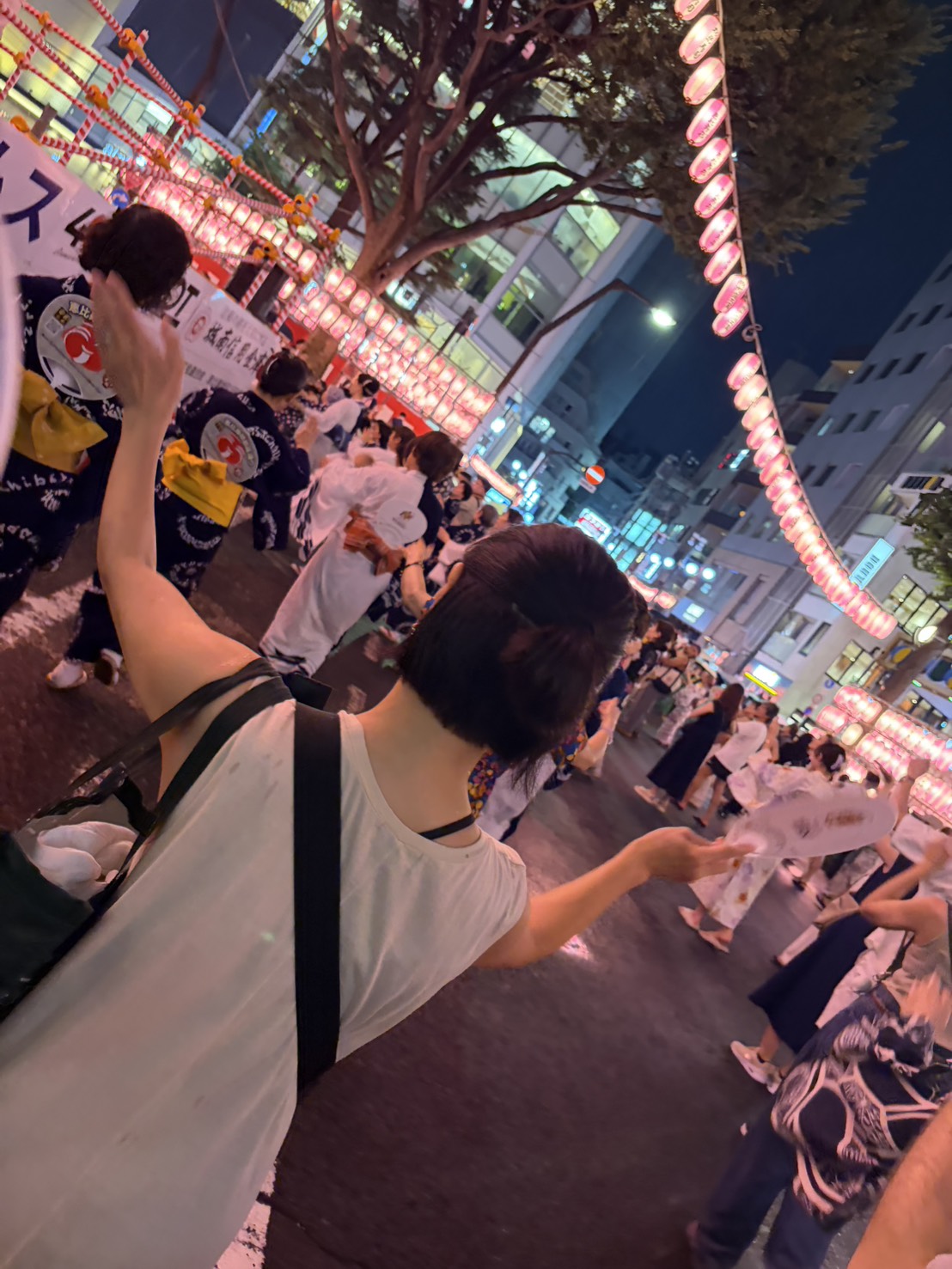 踊る1